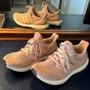 Mauve adidas ultraboost